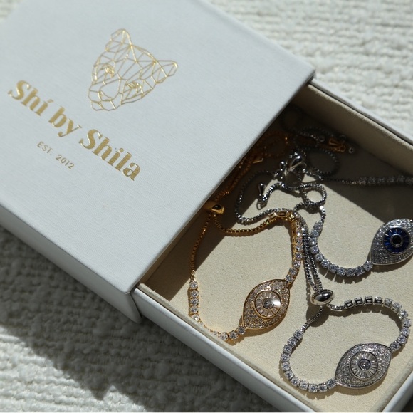 Silver evil eye bracelets with Swarovski crystals - Picture 5 of 5